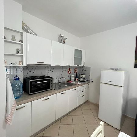 Vivi La Tua Vacanza Con L'Appartamento 1 Di Ervin! Enjoy Your Holiday With Ervin'S Apartment 1! วญอเรอ ภายนอก รูปภาพ